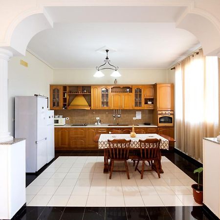 Villa Mare - For Families & Groups Вльора Екстер'єр фото
