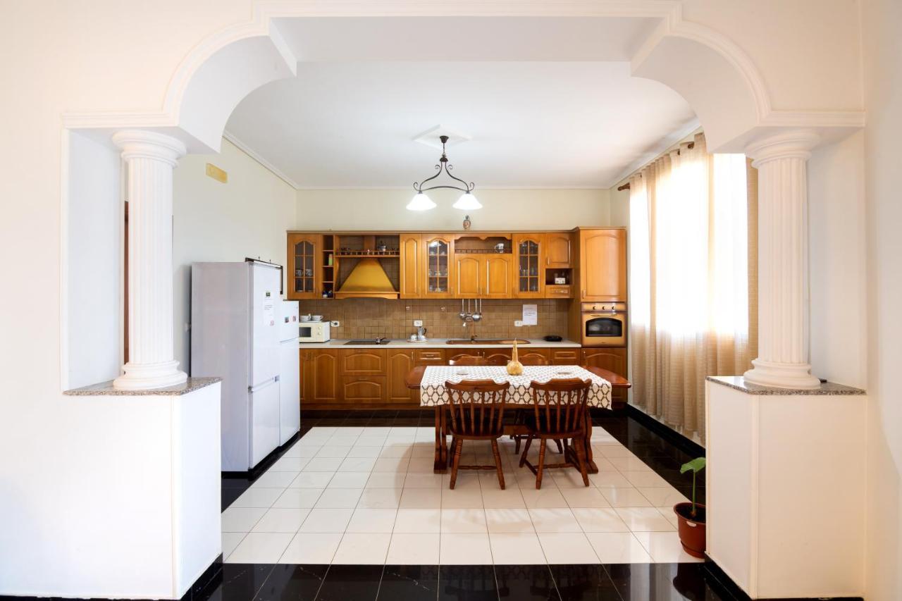 Villa Mare - For Families & Groups Вльора Екстер'єр фото